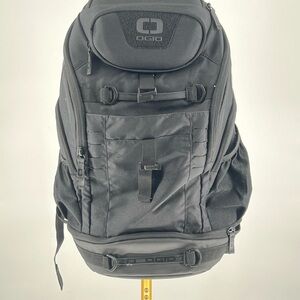 OGIO Men's Laptop Backpack - black